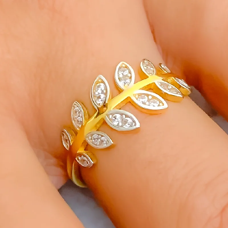 Classic Wedding Band Set-Lovely Leaf 21k Gold CZ Ring