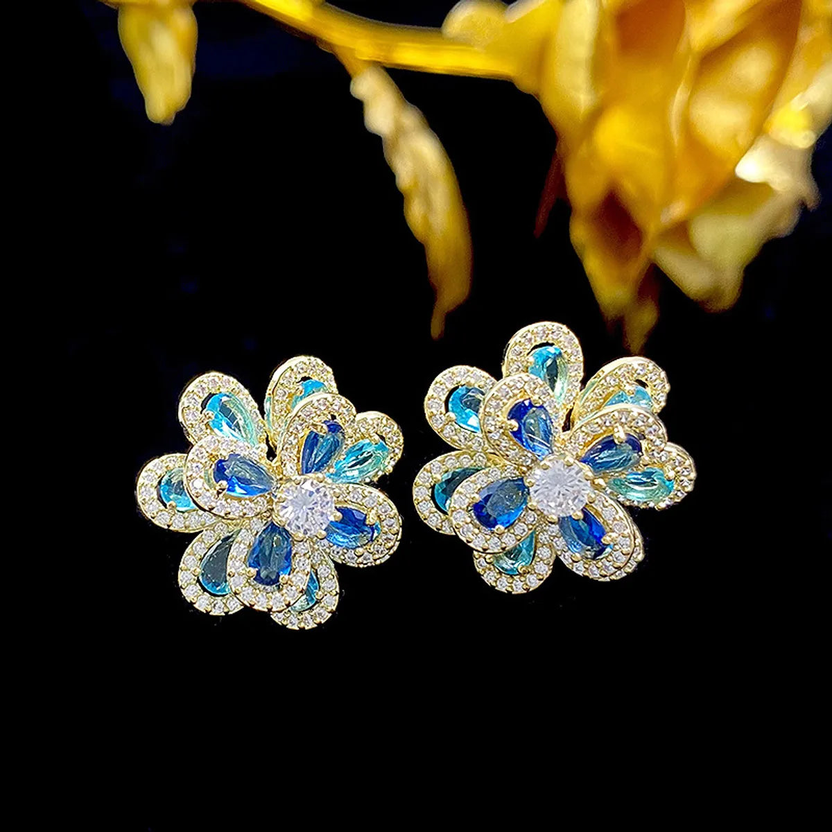 Trendy Earrings for Girls-1 Pair Sweet Flower Inlay Copper Zircon Ear Studs