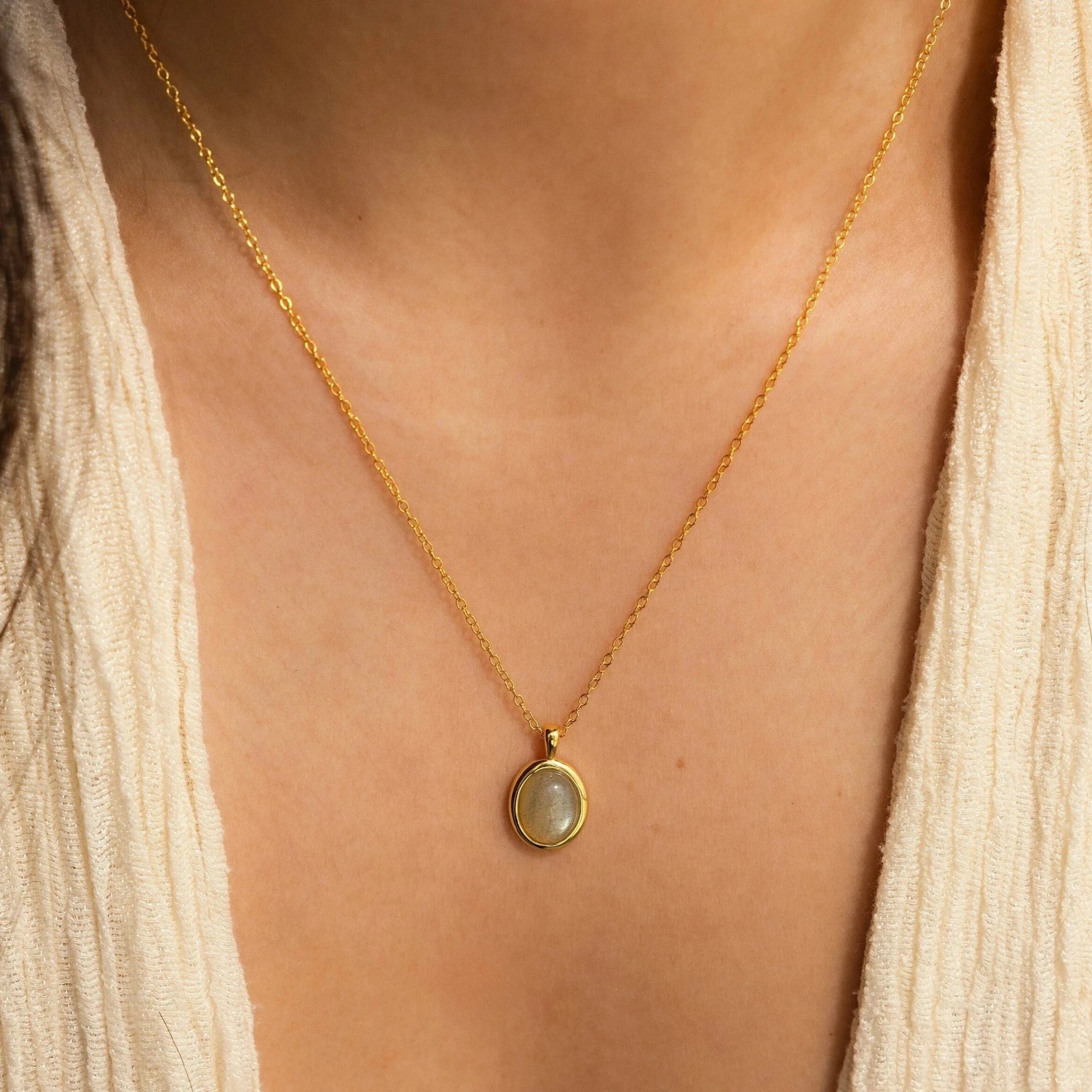 Personalized Gold Pendant Necklace-Oval Labradorite Pendant Necklace