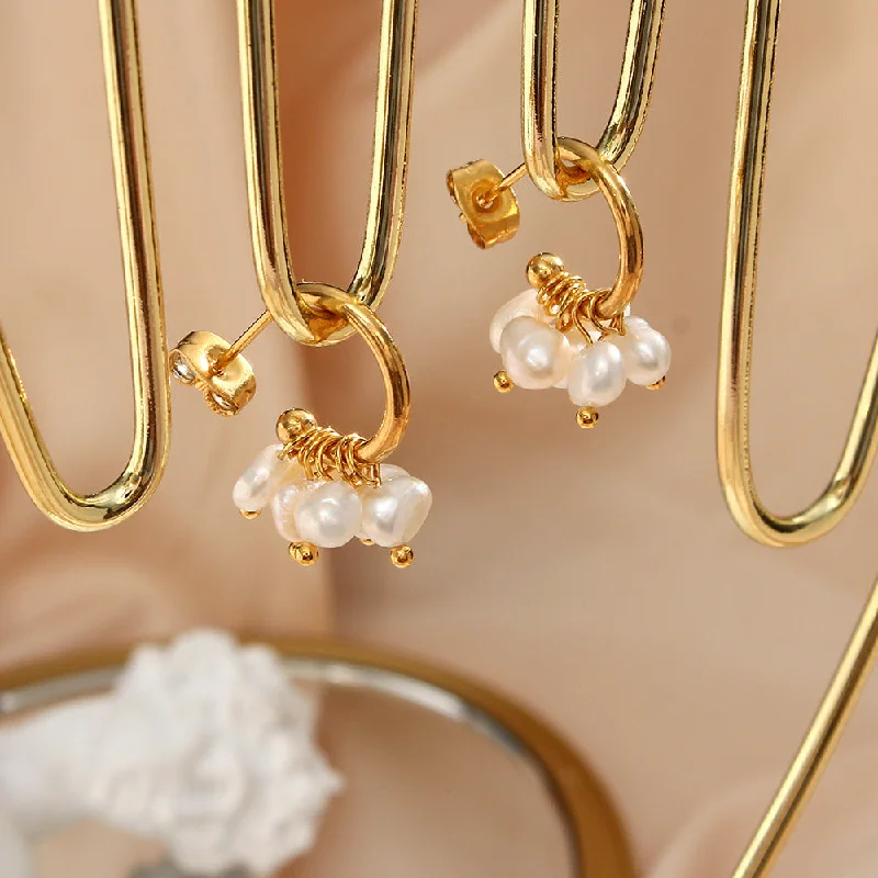 Elegant Pearl Stud Earrings-Elegant C Shape Plating Metal Artificial Pearls Gold Plated Ear Studs