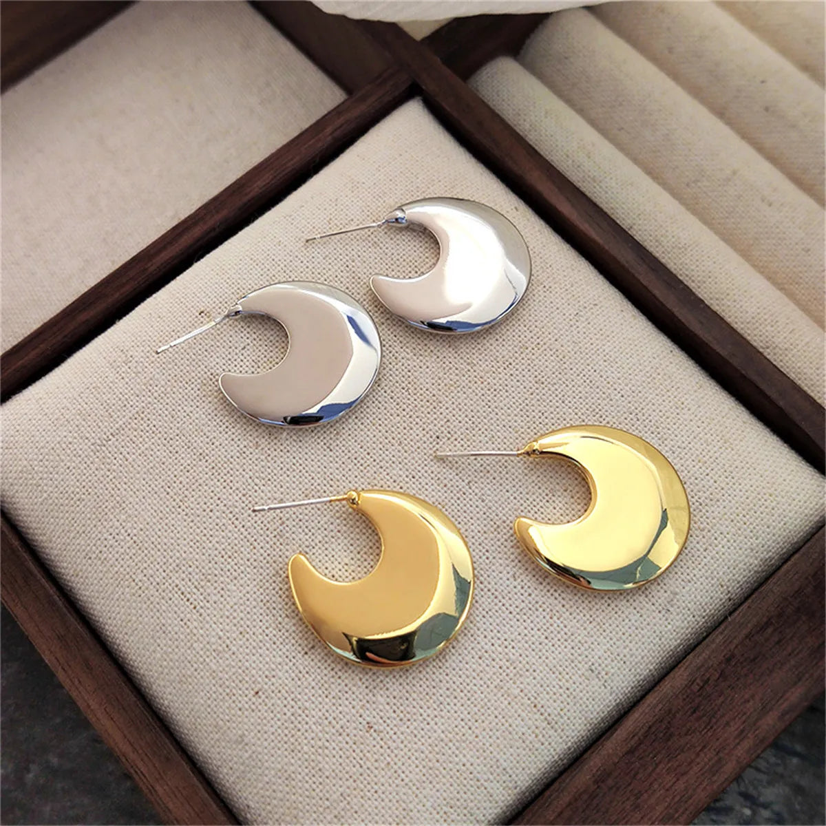 Dazzling Drop Earrings-1 Pair Basic Classic Style Solid Color Plating Alloy 14k Gold Plated Silver Plated Ear Studs