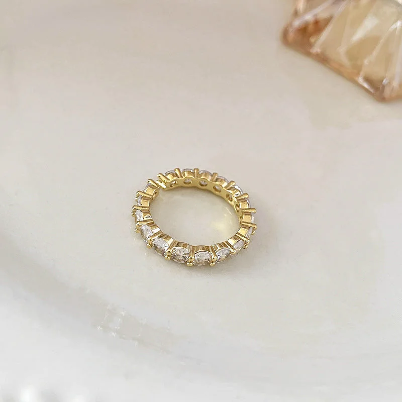 1# Ring-Golden Zircon