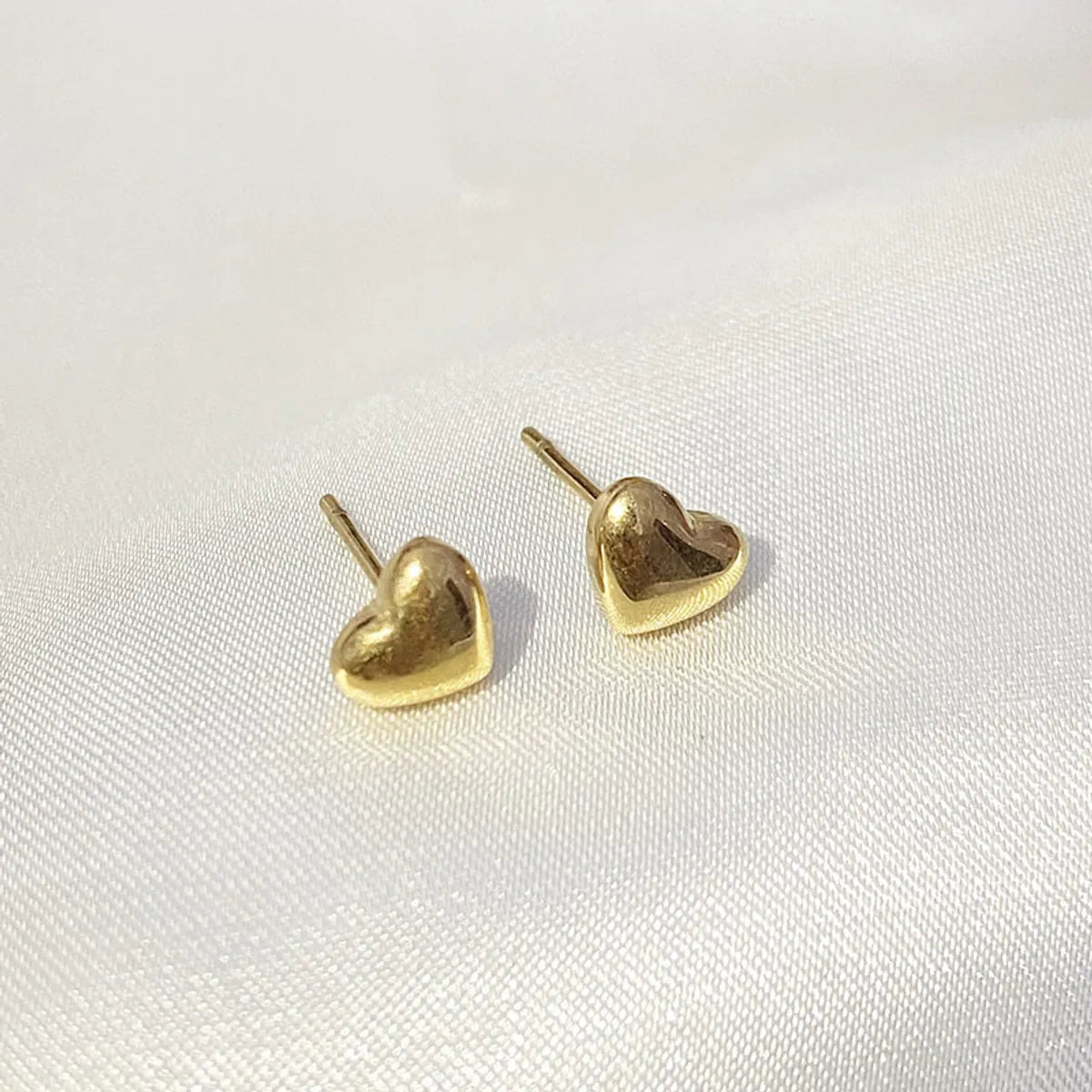 Luxury Gemstone Earrings-1 Pair Simple Style Heart Shape Plating Titanium Steel Ear Studs