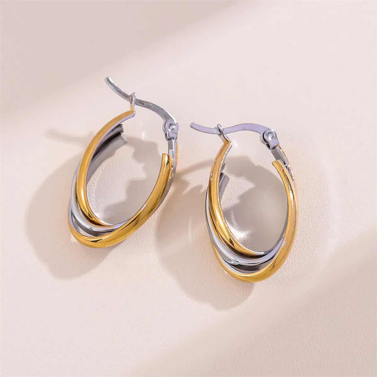 Antique Style Earrings-1 Pair Retro Simple Style Oval Plating Stainless Steel 18k Gold Plated Ear Studs