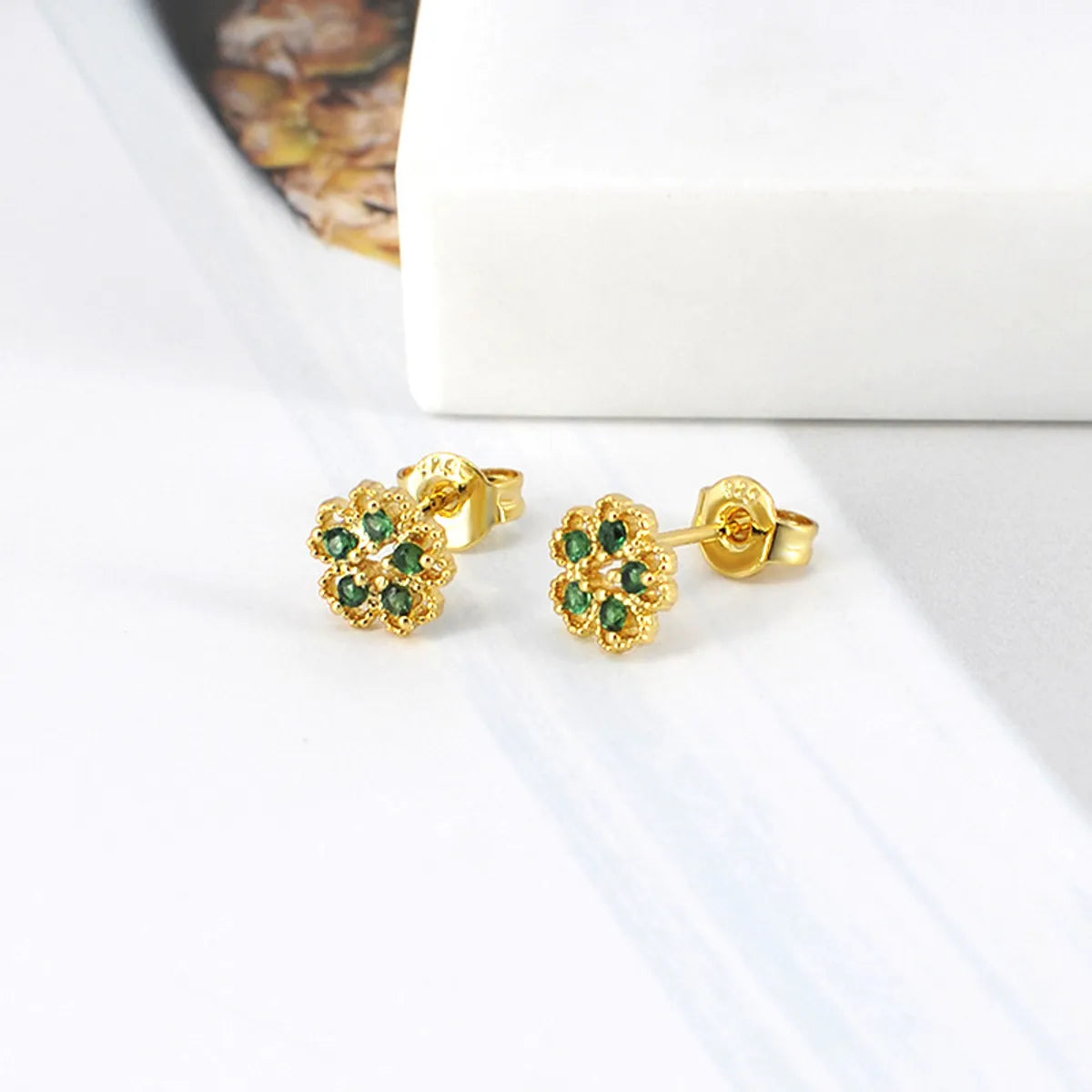 Retro Earrings for Women-Retro Flower Copper Inlay Artificial Gemstones Ear Studs 1 Pair