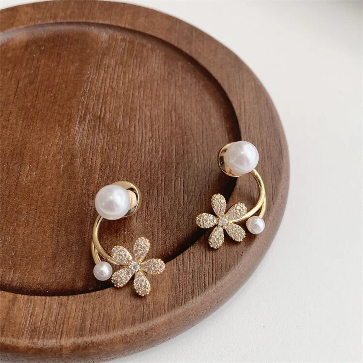 Ethnic Earrings for Women-1 Pair Pastoral Simple Style Flower Inlay Copper Zircon Ear Studs