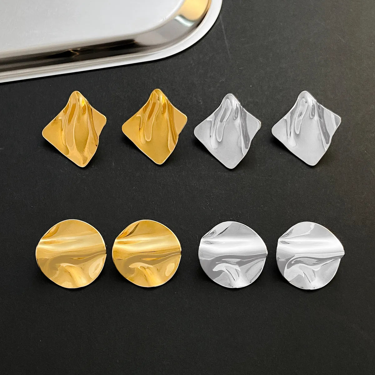 Unique Design Earrings-1 Pair Vintage Style Geometric Solid Color Plating Alloy Titanium Steel Ear Studs