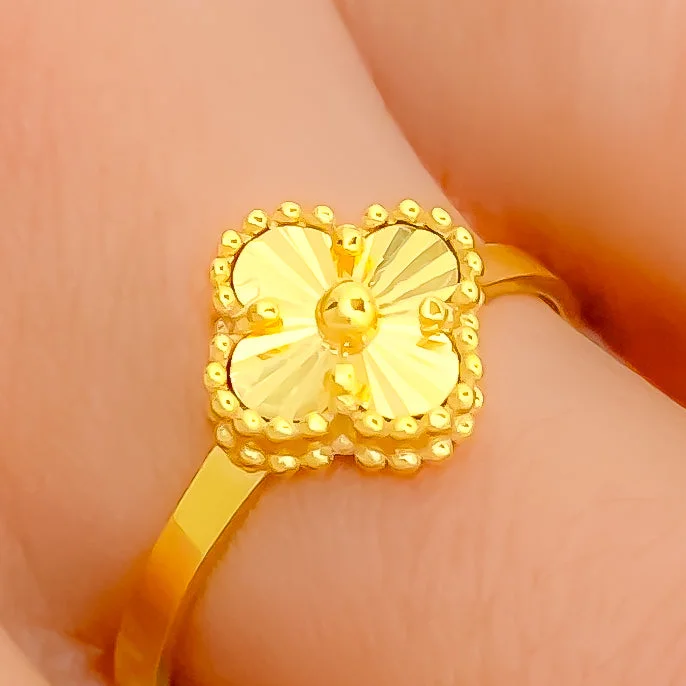 Trendy Gold Wedding Ring-Shimmering Ornamental 21k Gold Clover Ring - Size 9.75