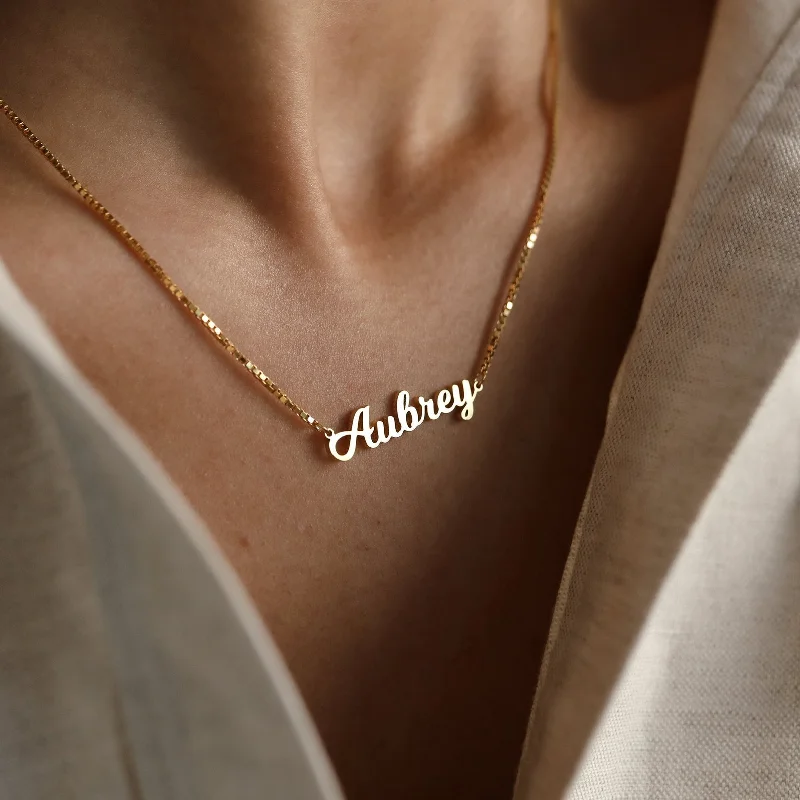 Bridal Necklace with Diamonds-Mellow Name Necklace in Box Chain