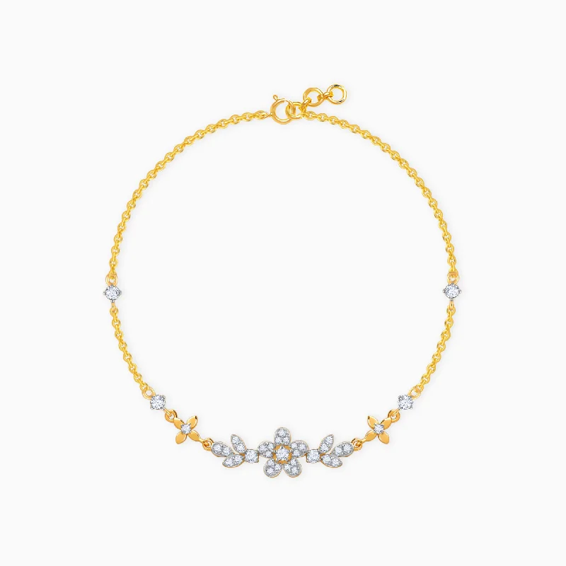 Fashionable Bracelets for Women-Gold Gardenia Diamond Bracelet